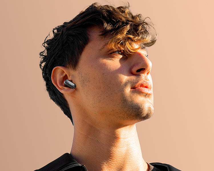 Wireless Earbuds Tips for Clearer Online Meetings and Calls